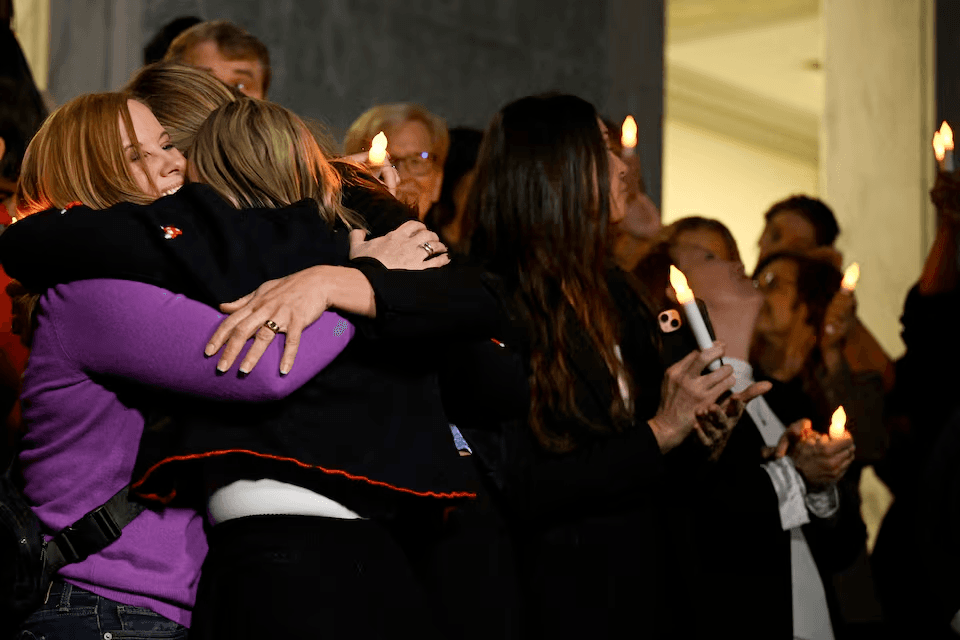 الكونجرس يقر الإفراج عن ملفات إبستين.. زعماء عالميون تحت الضغط!