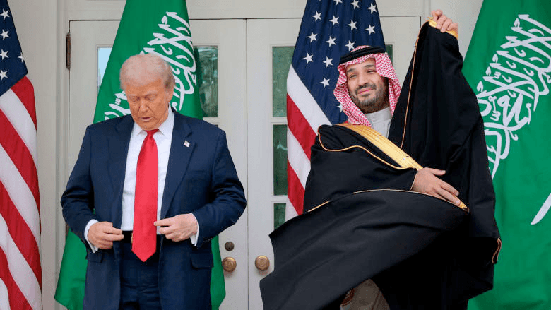 زلّة برلماني مصري عن محمد بن سلمان تشعل مواقع التواصل