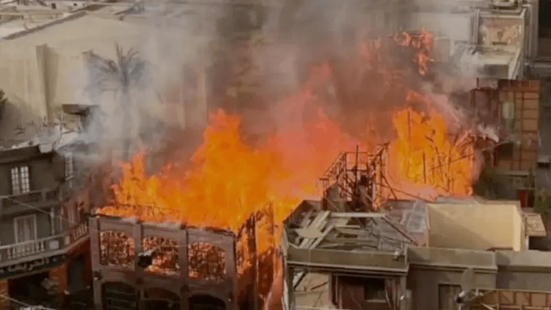 حريق ضخم يلتهم ديكور مسلسل “الكينج” في ستوديو مصر