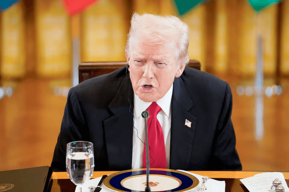 قازاخستان تنضم لاتفاقيات أبراهام.. هل بدأ ترامب مواجهة نفوذ روسيا والصين؟