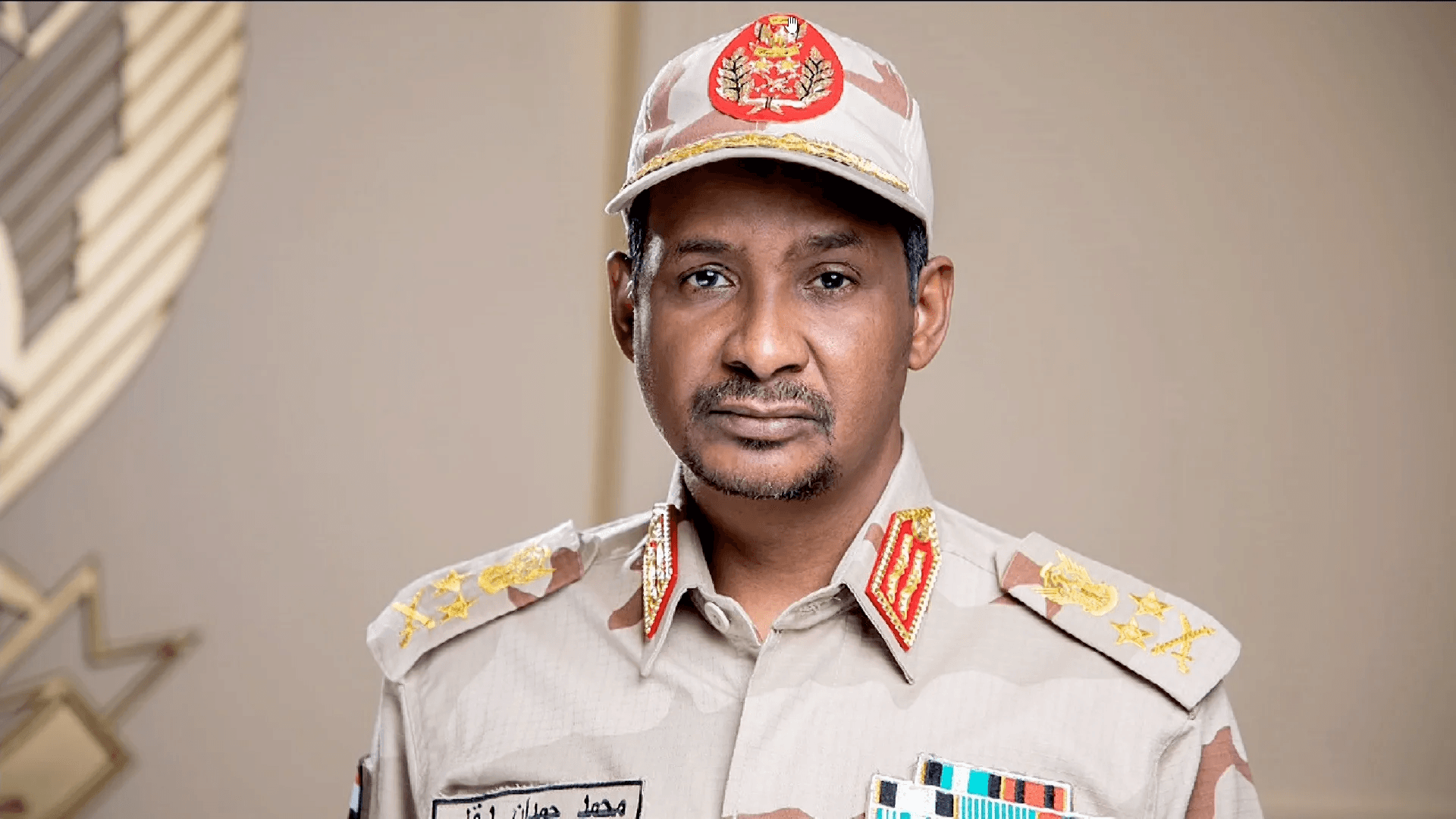 الحلقة الرابعة من قصة سرقة دولة في السودان: حميدتي.. نذر العاصفة وأتون المعركة