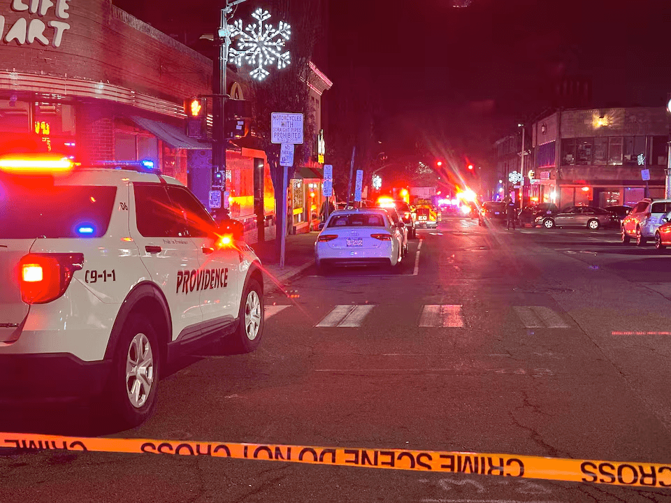 مقتل طالبين في إطلاق نار بجامعة براون الأمريكية والشرطة تعتقل مشتبهًا به