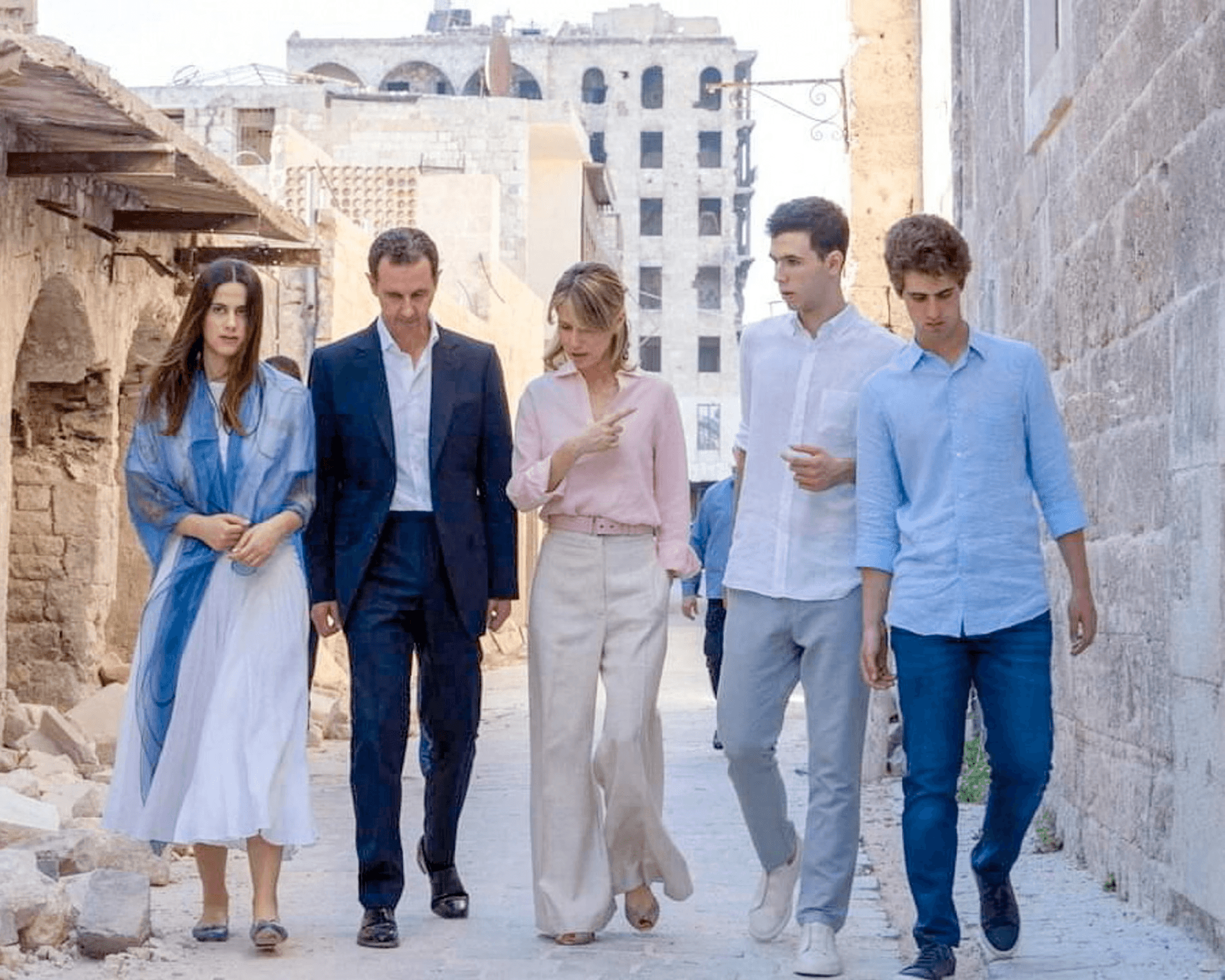 عائلة الأسد في موسكو والإمارات: حياة فاخرة بعد سقوط النظام السوري