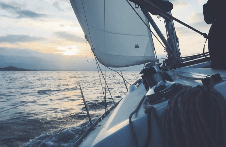 نحو عام جديد… نرفعُ الأشرعة