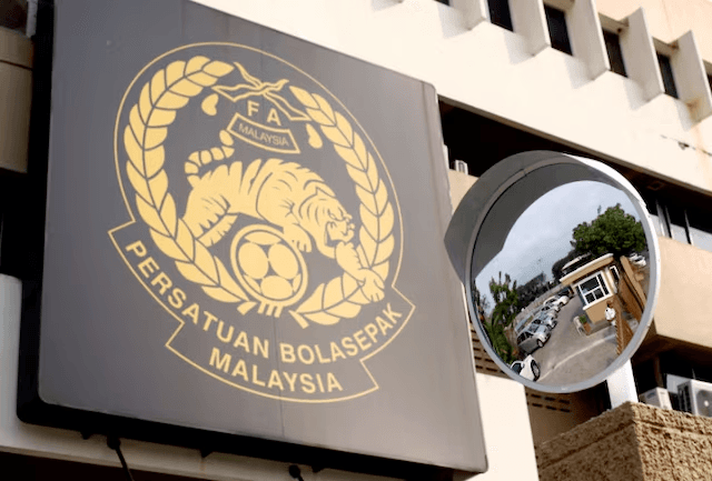 فضيحة في كرة القدم الماليزية: الفيفا يلغي نتائج ثلاث مباريات بسبب لاعبين غير مؤهلين