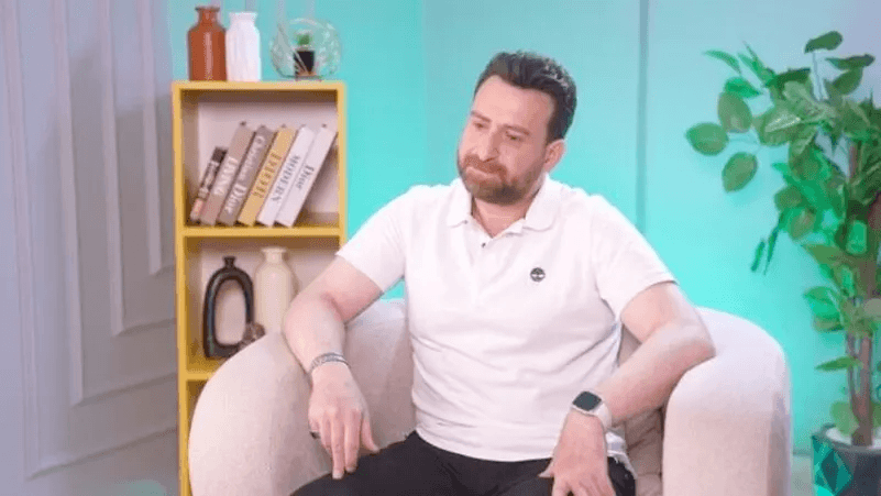 نضال الشافعي يكشف تجربة وداع زوجته.. وهذا ما حدث داخل القبر