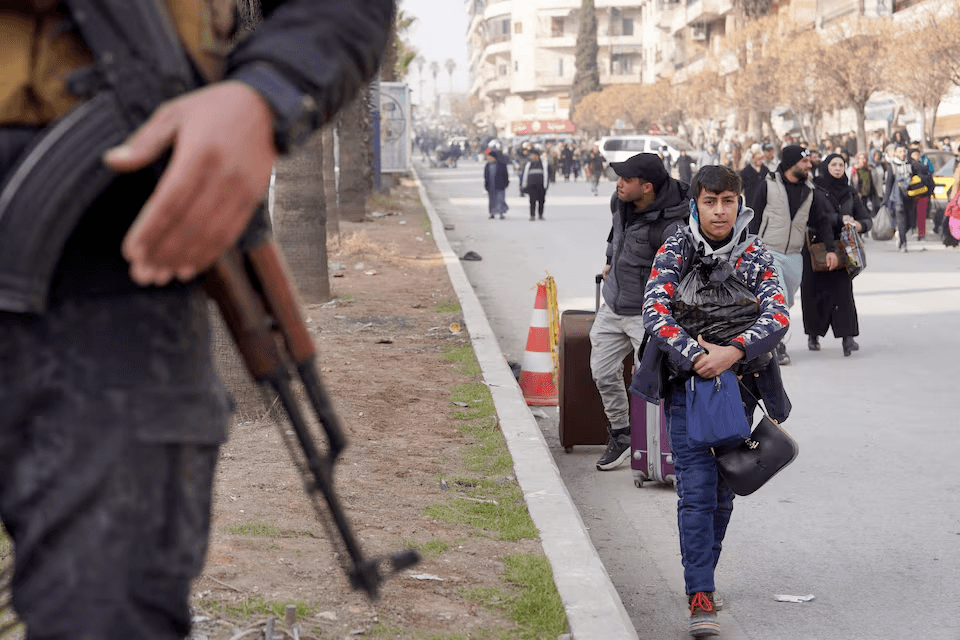 هل تتجه حلب نحو كارثة جديدة بين الجيش السوري والأكراد؟
