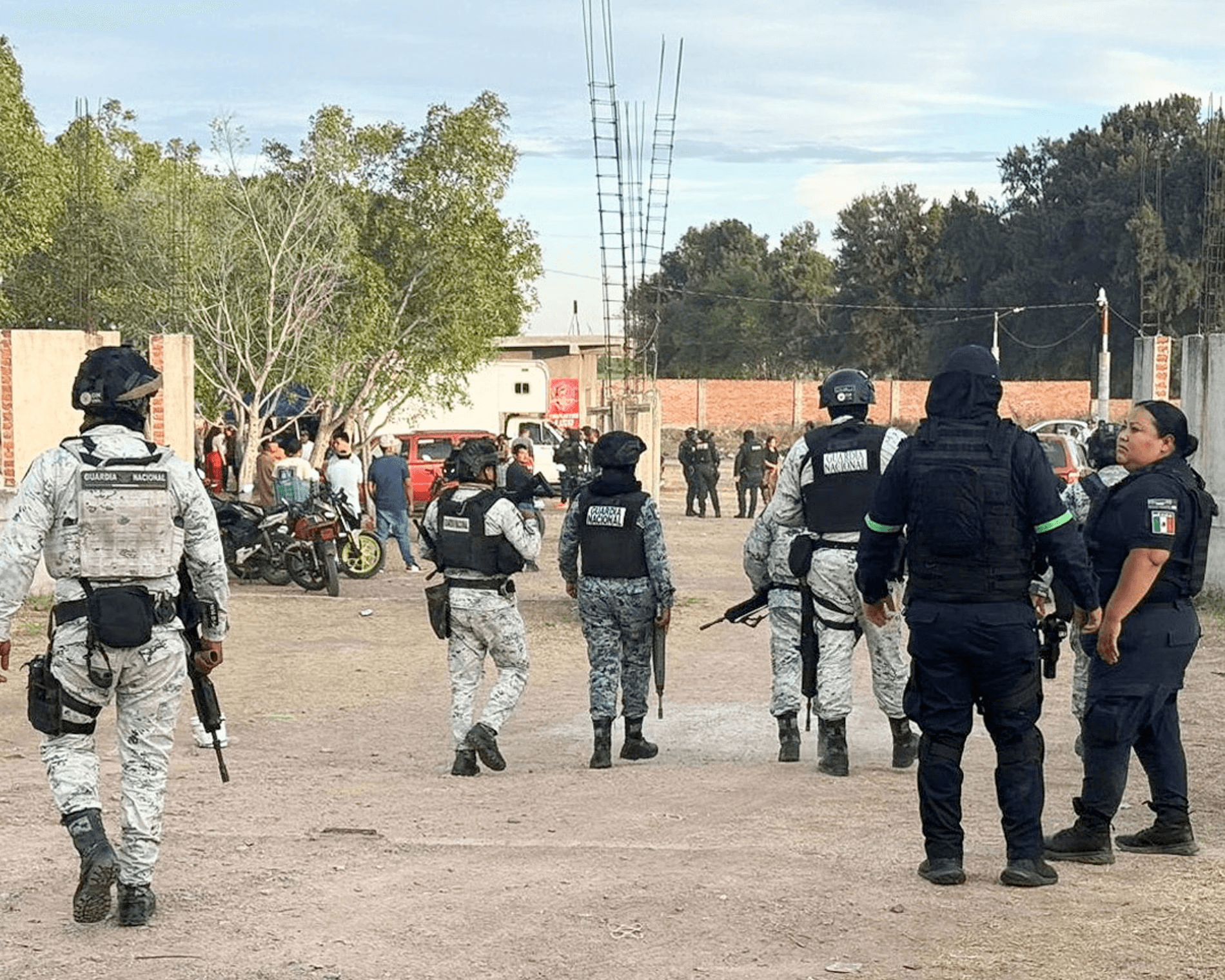 إطلاق نار جماعي خلال مباراة كرة قدم في سالامانكا بالمكسيك يسفر عن 11 قتيلاً على الأقل