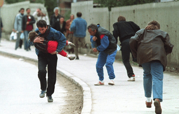 هل تحوّلت سراييفو يومًا إلى “رحلات صيد بشرية”؟