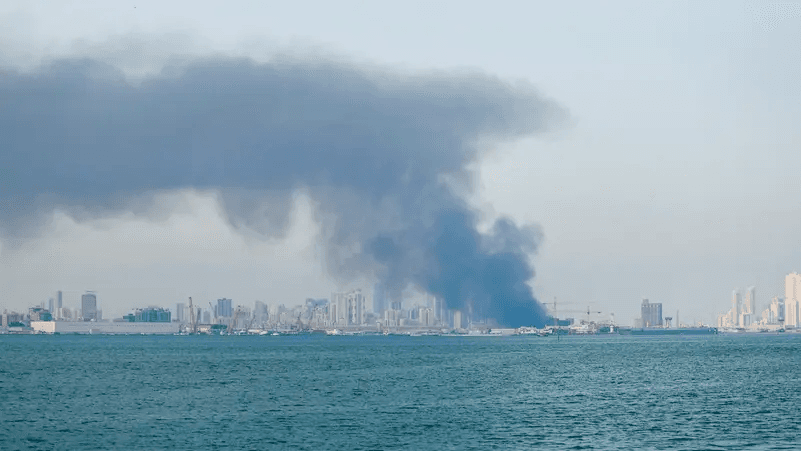 موجة جديدة من التصعيد.. نيران إيران تضيء عواصم الخليج